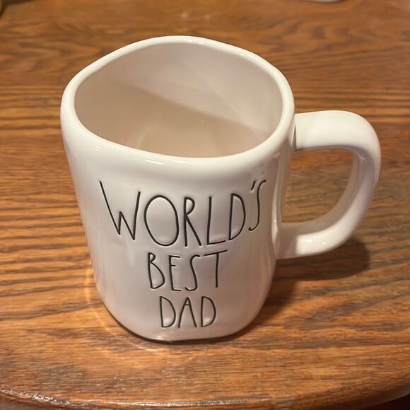 New Rae Dunn mug - Picture 1 of 1